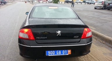 2_98122042.jpg