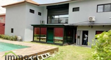 Duplex de 6 pièces + 2 dépendantes à la riviéra golf4