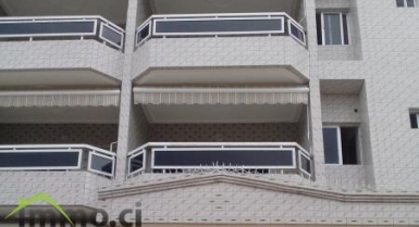 APPARTEMENT 3 PIECES SIS A RIVIERA BONOUMIN