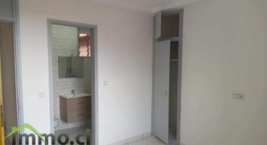 Villa basse 6pcs + piscine - cocody danga