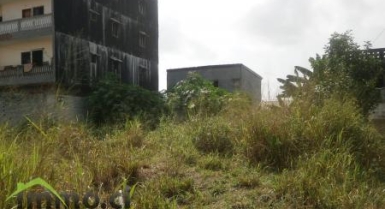 Terrain de 680m2