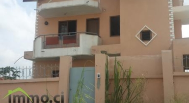 Villa duplex de 4 pièces