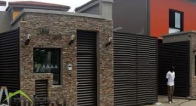 Villa duplex 6pieces + piscine sur 450m²