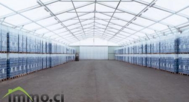 ENTREPOTS DE 4 960 m2