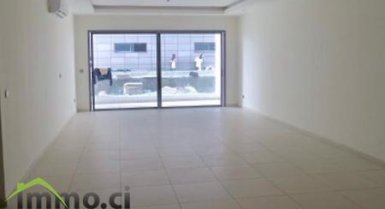 Appartements de 5 pièces+piscine en Zone 4