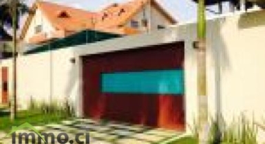 VILLA TRIPLEX 8 PIECES