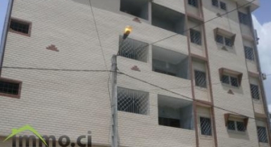 Appartement de 4 pièces à louer à Yopougon