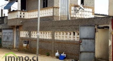 TERRAIN BATI sur 300, 400m²